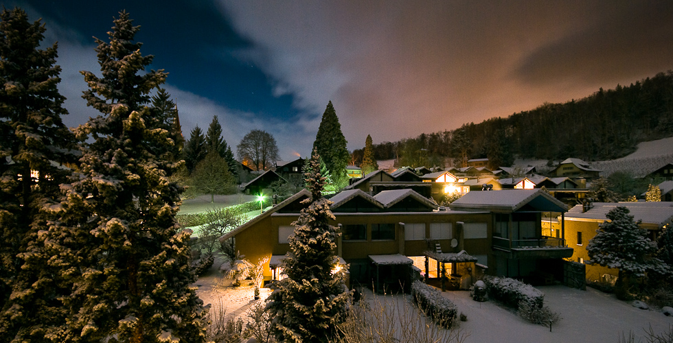 Spiez at night