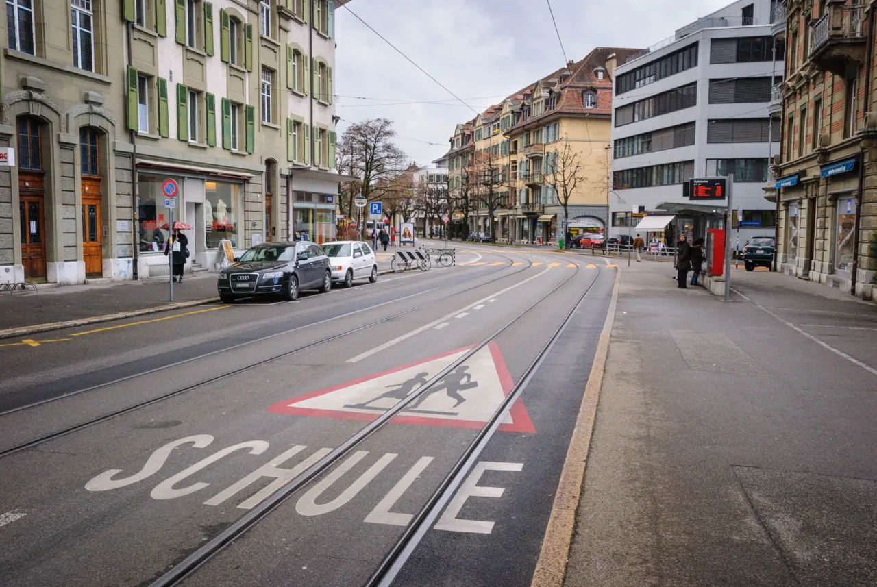 Spitalacker (line 9)