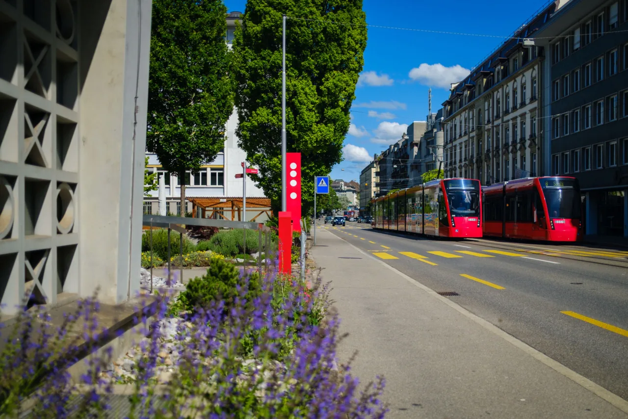 Kaufmännischer Verband (line 7, 8), Bern, Switzerland