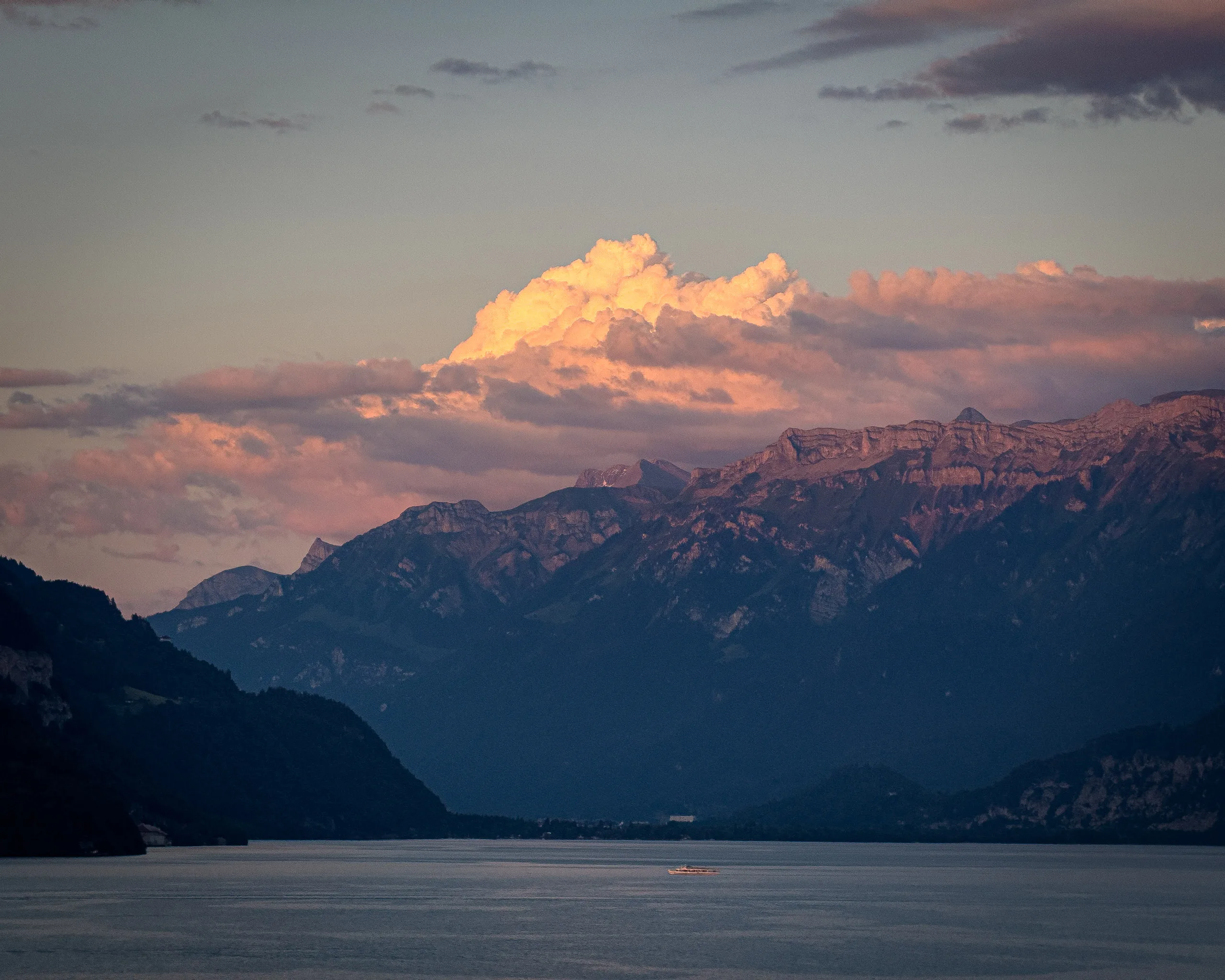 Sunset cruise on Lake Thun