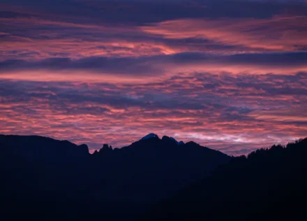 Pink pre-dawn clouds over Schynigge Platte