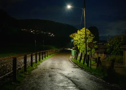 Street lamp in Faulensee